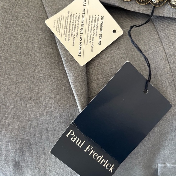Paul Fredrick 43L Pearl Gray 2-Button Sport Coat
Wool Blazer Jacket. NEW - Picture 12 of 15